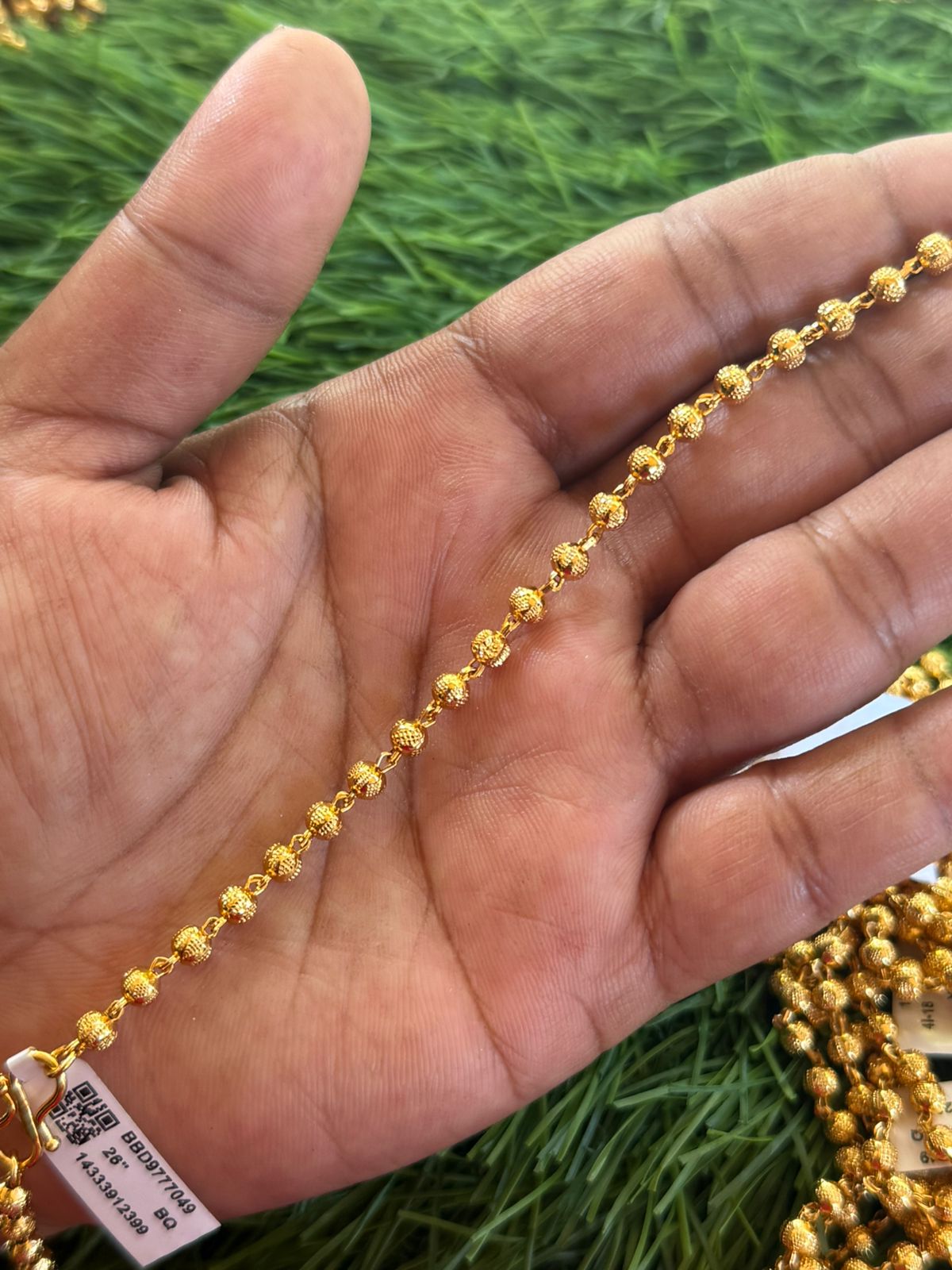 STYLISH BALL CHAIN