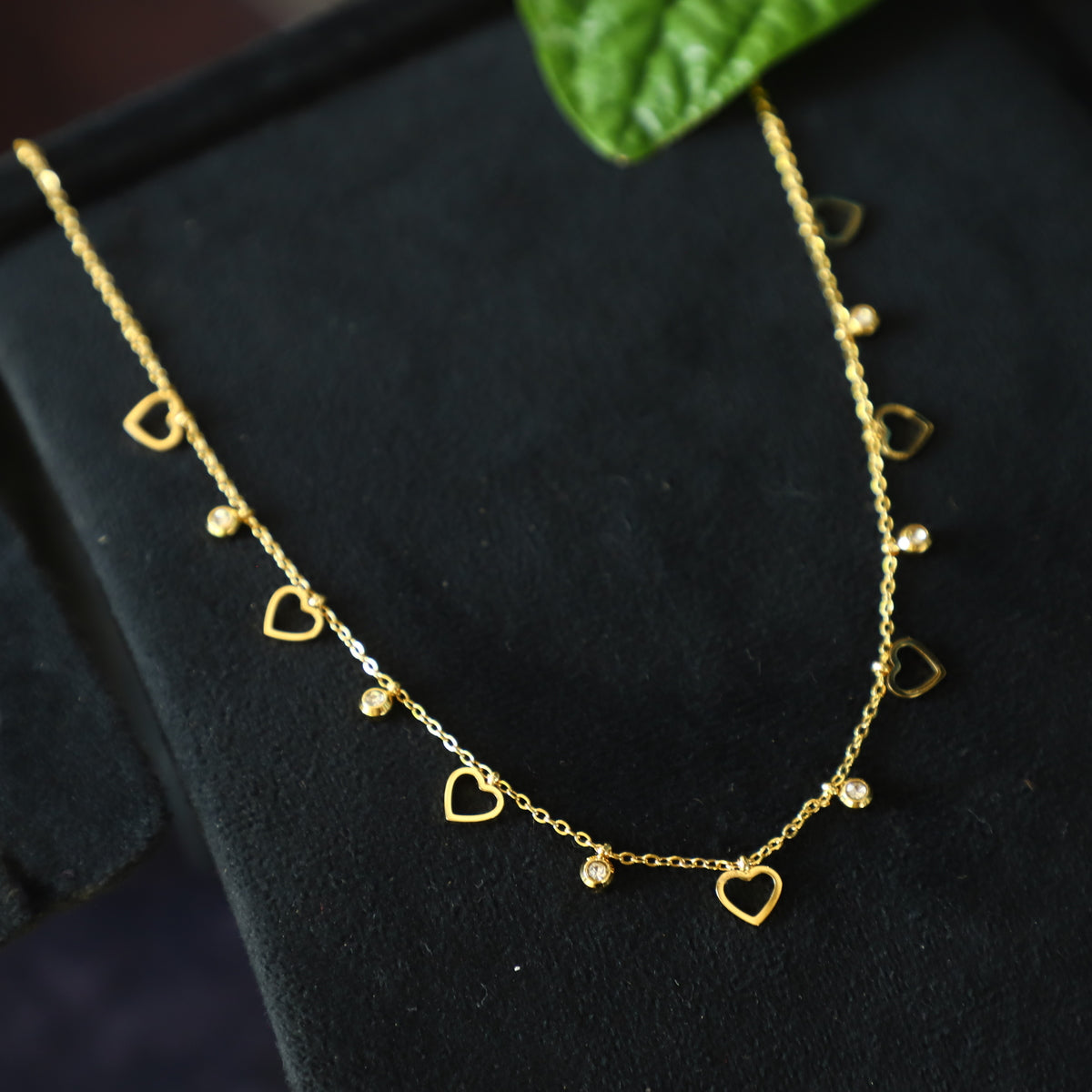 BASIL CHAIN