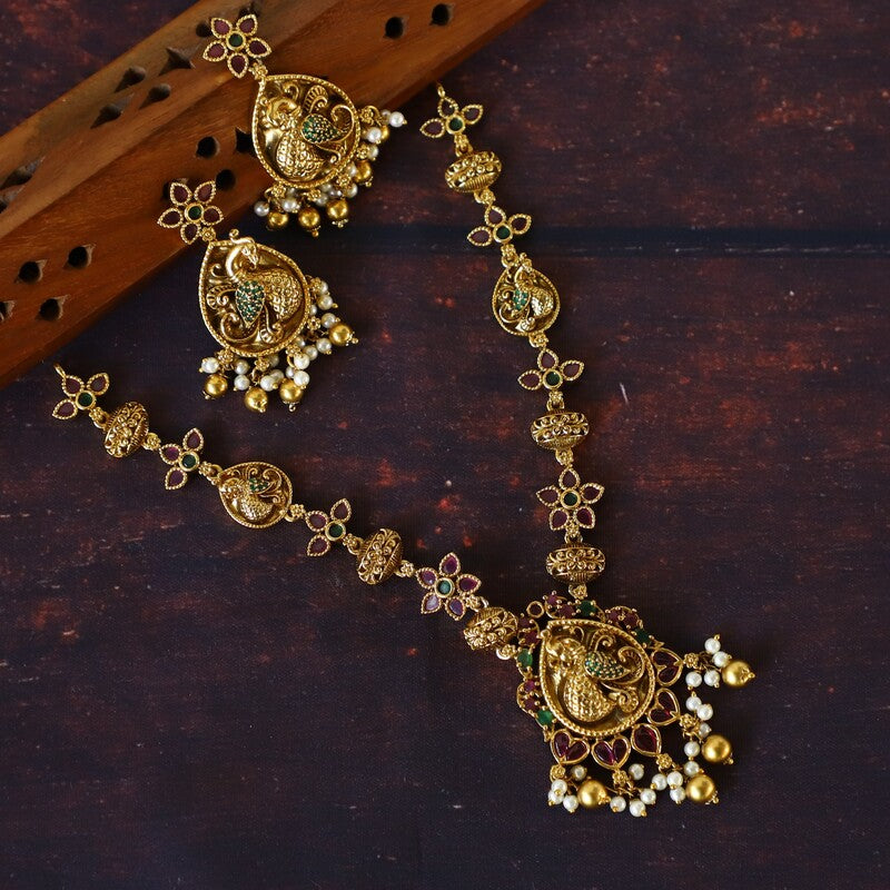PAVAKAI MULTI NECKPIECE
