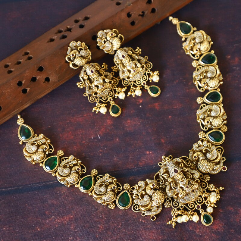EMERALD DIAMOND NECKSET