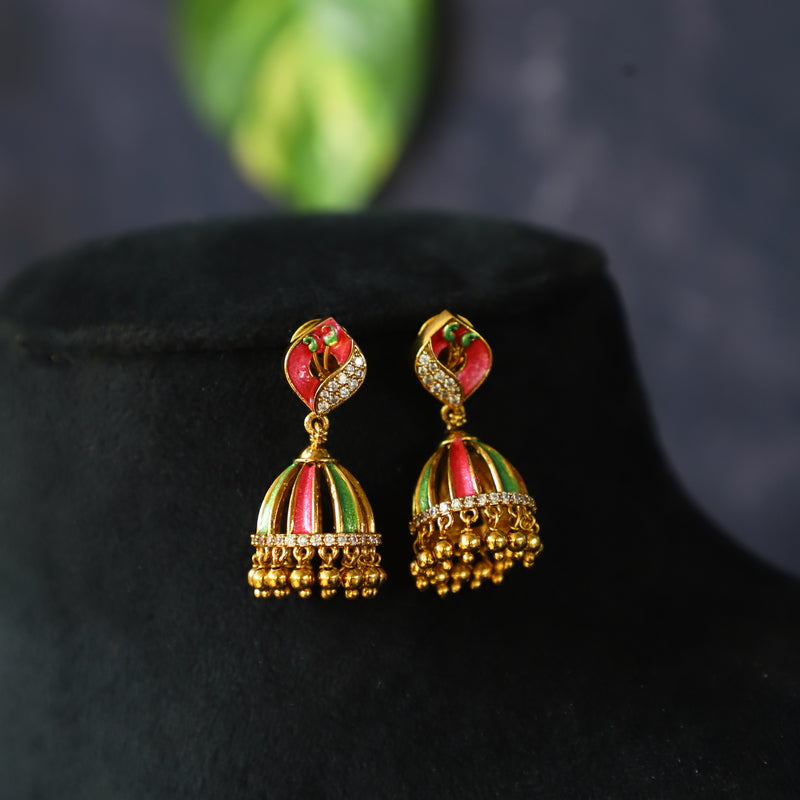 JACKAL EARRING