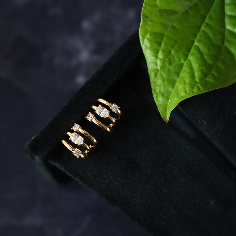 CARNATION EARRING
