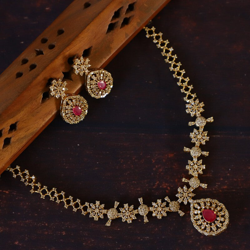 BLOSSOM NECKPIECE