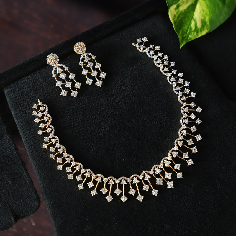 CARDINAL NECKPIECE