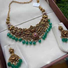 single red unique stone & gold platted neck piece