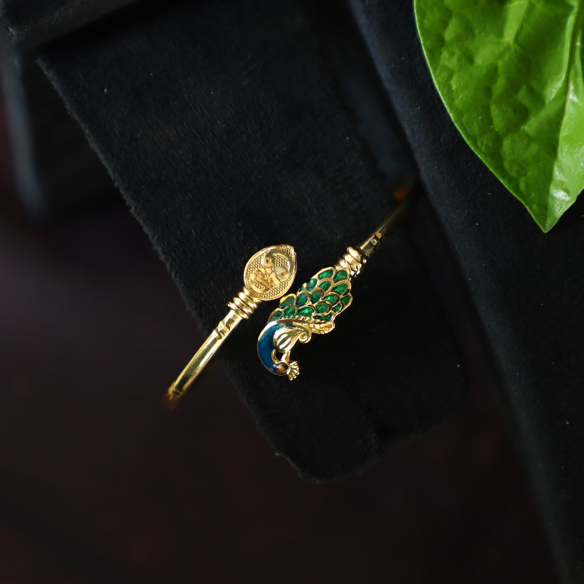PEA-COCK BRACELET