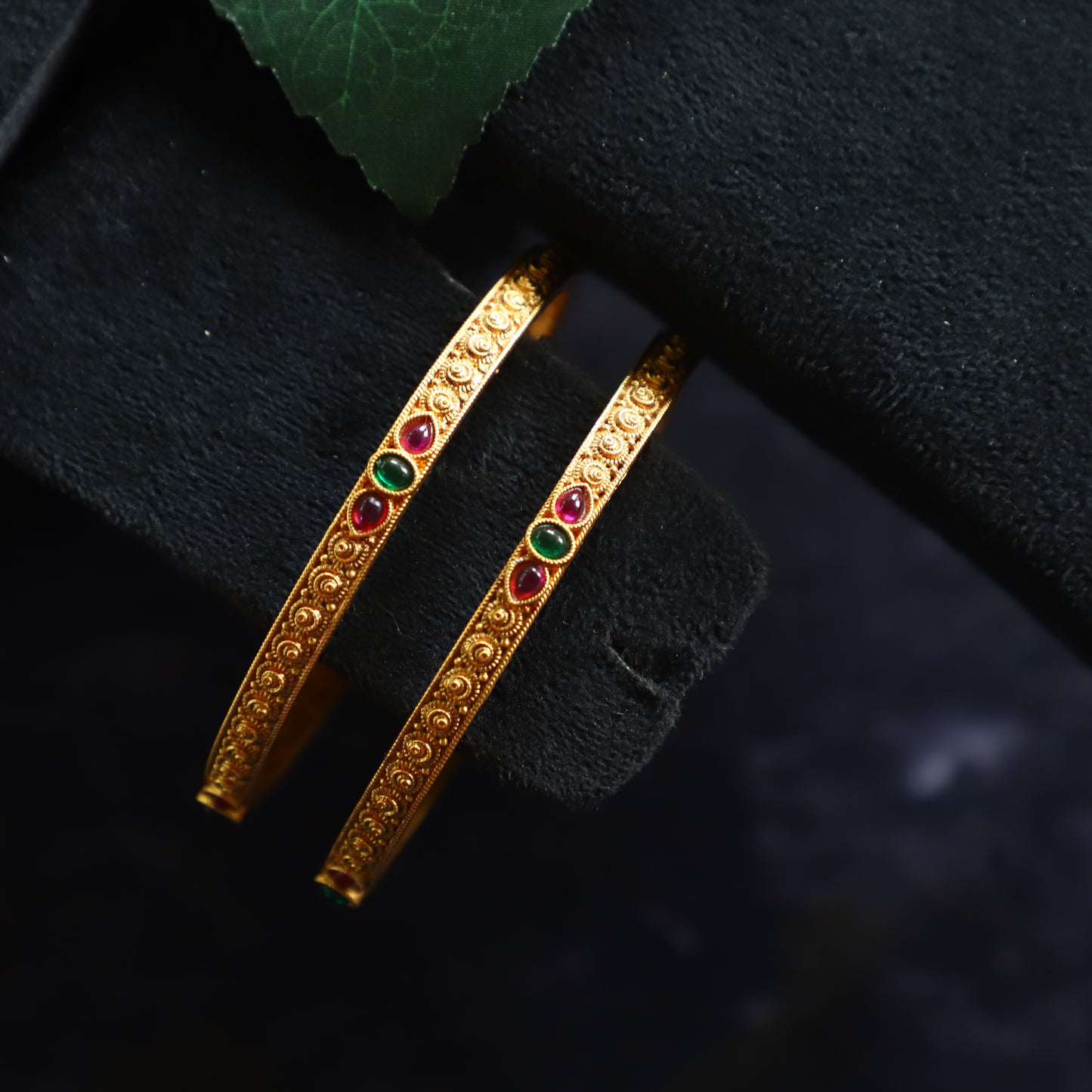 "ELEGANT" BANGLE