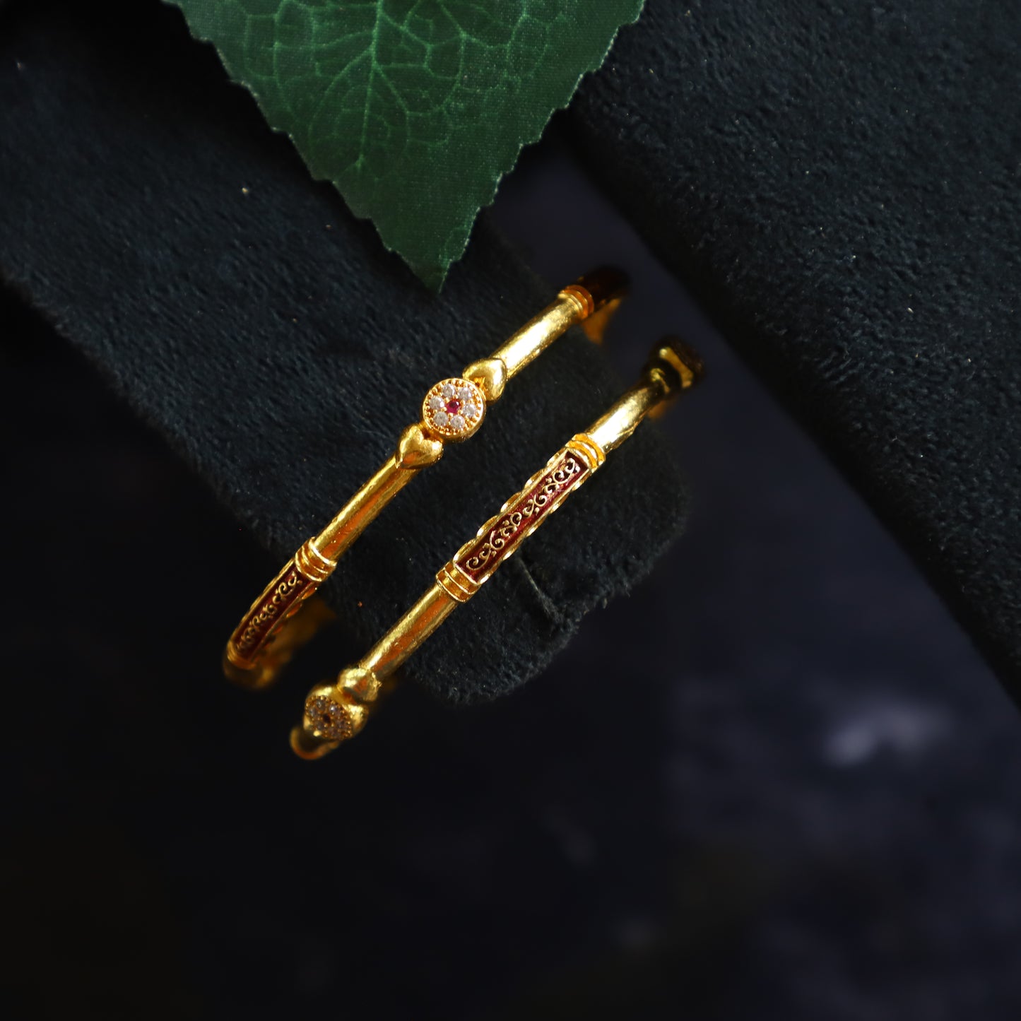 ANTIQUE BANGLE