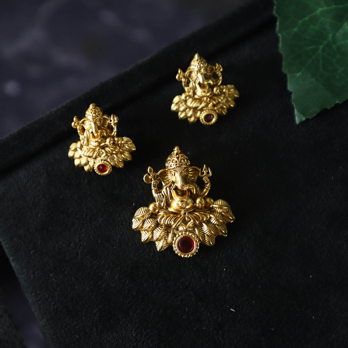 DIVIT PENDANT SET
