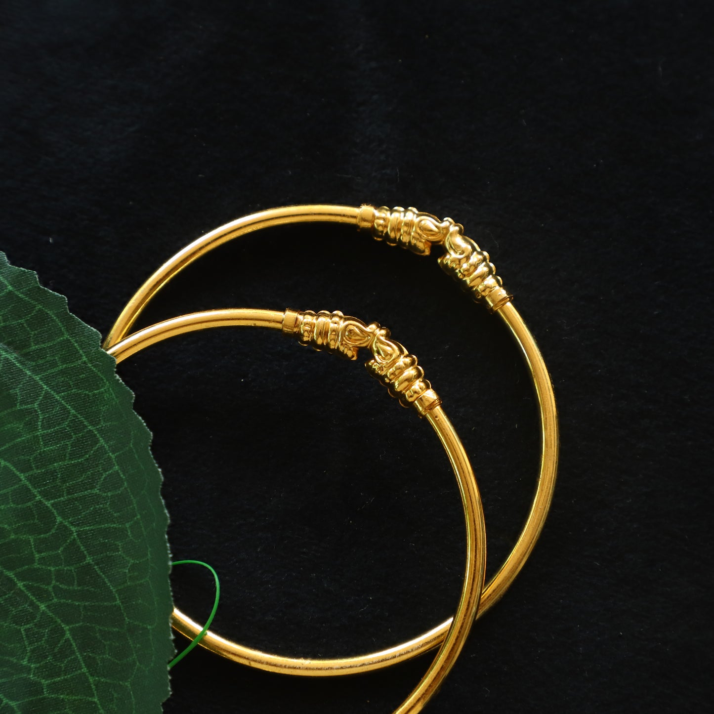 GRAIN BANGLE