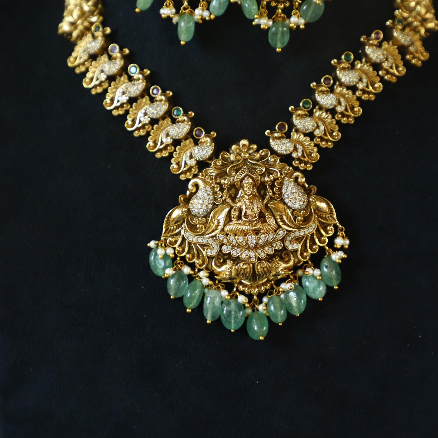 TAYEER LAKSHI NECKPIECE