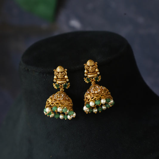 FROSTY EARRING