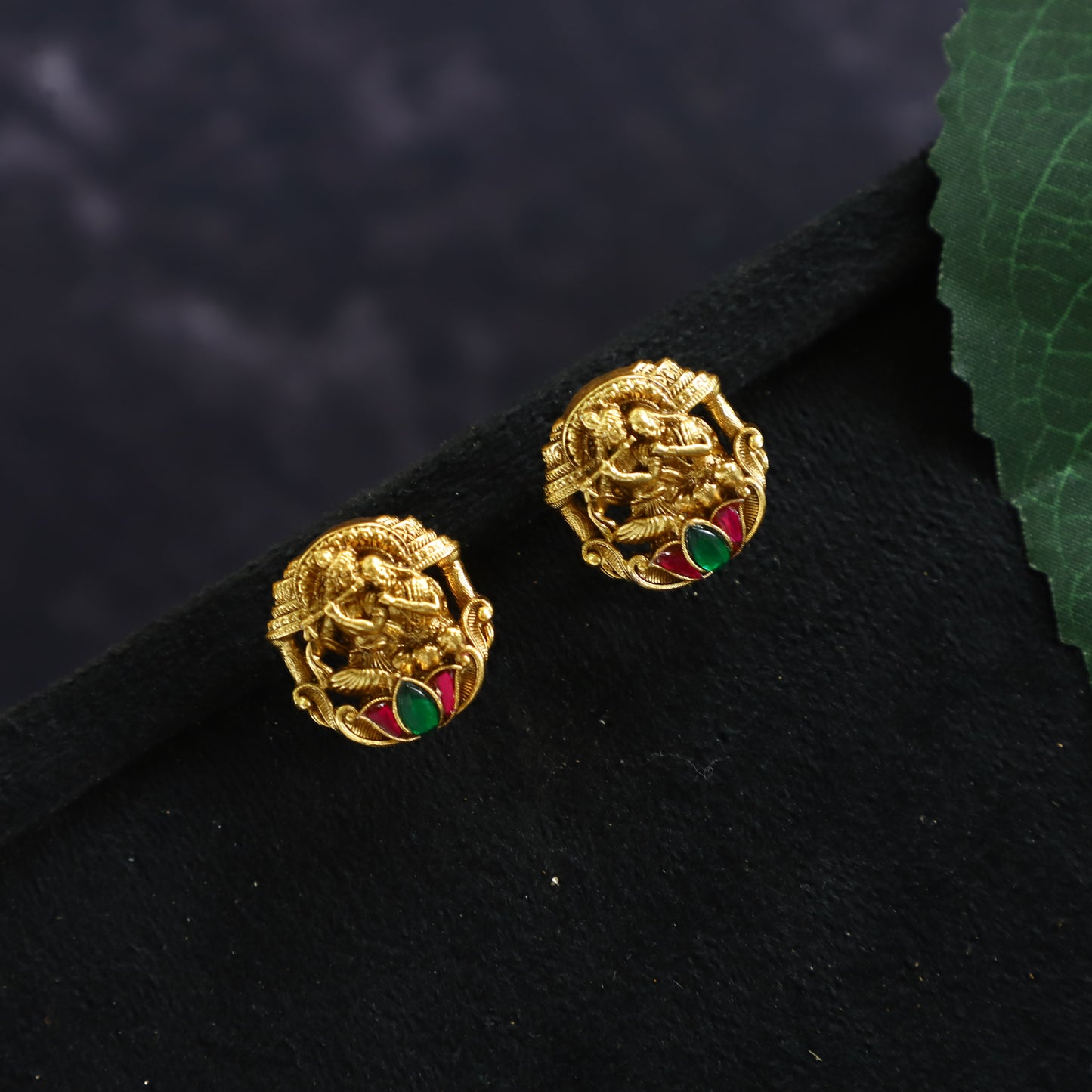 WADE EARRING