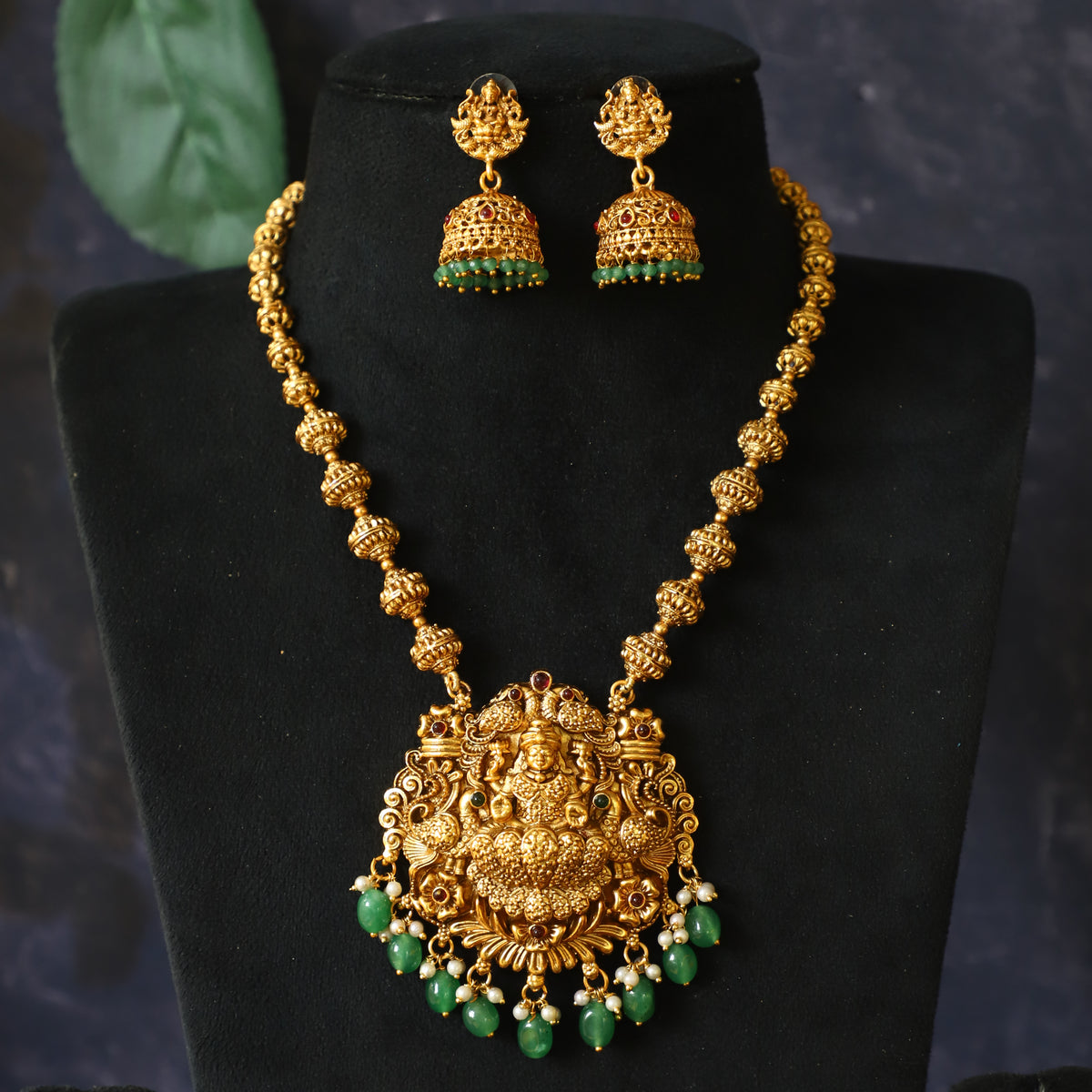 LAXI NALLIKA CHAIN