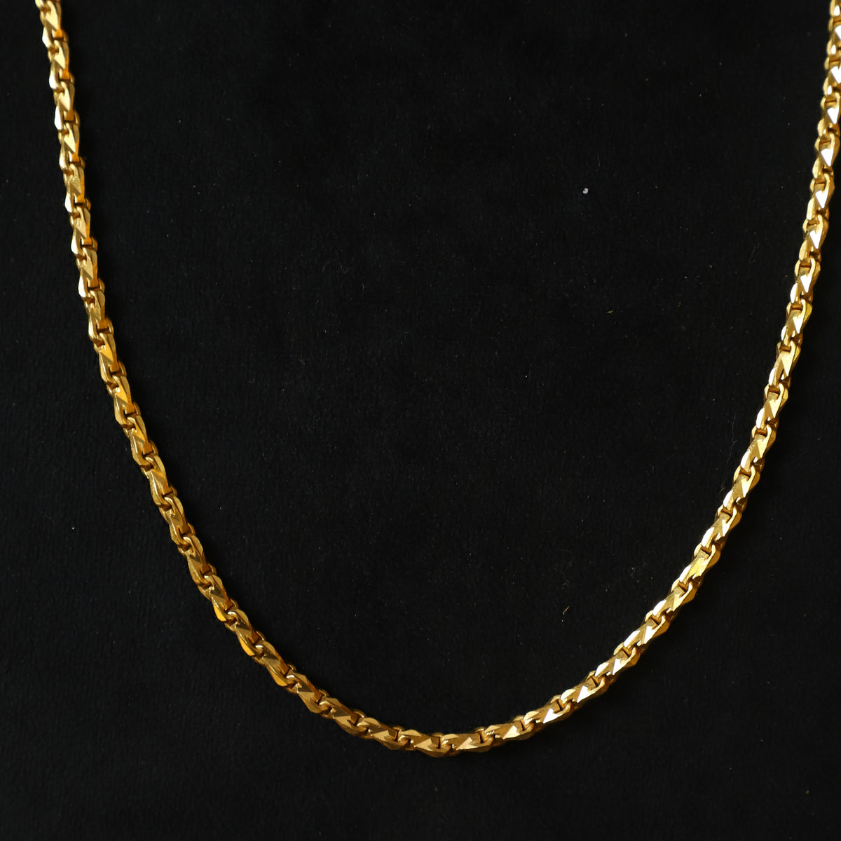 LILY IMPON CHAIN
