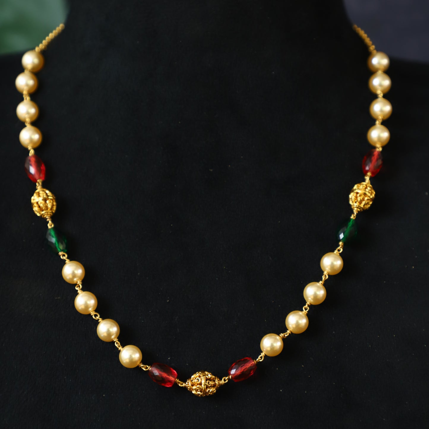MULTI PEARL CHAIN