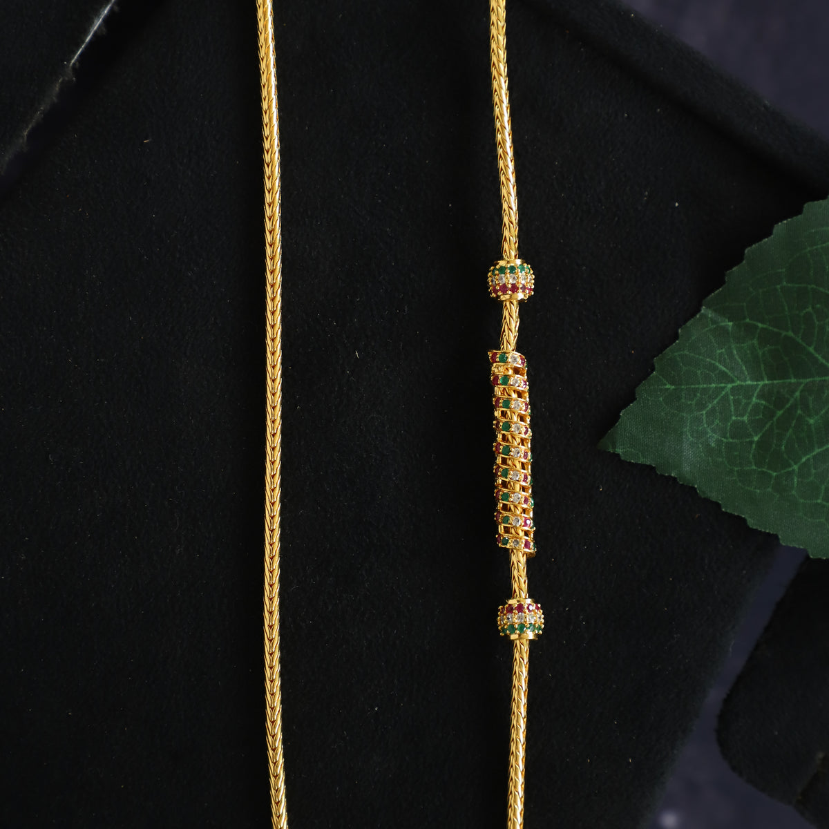 LUCY CHAIN