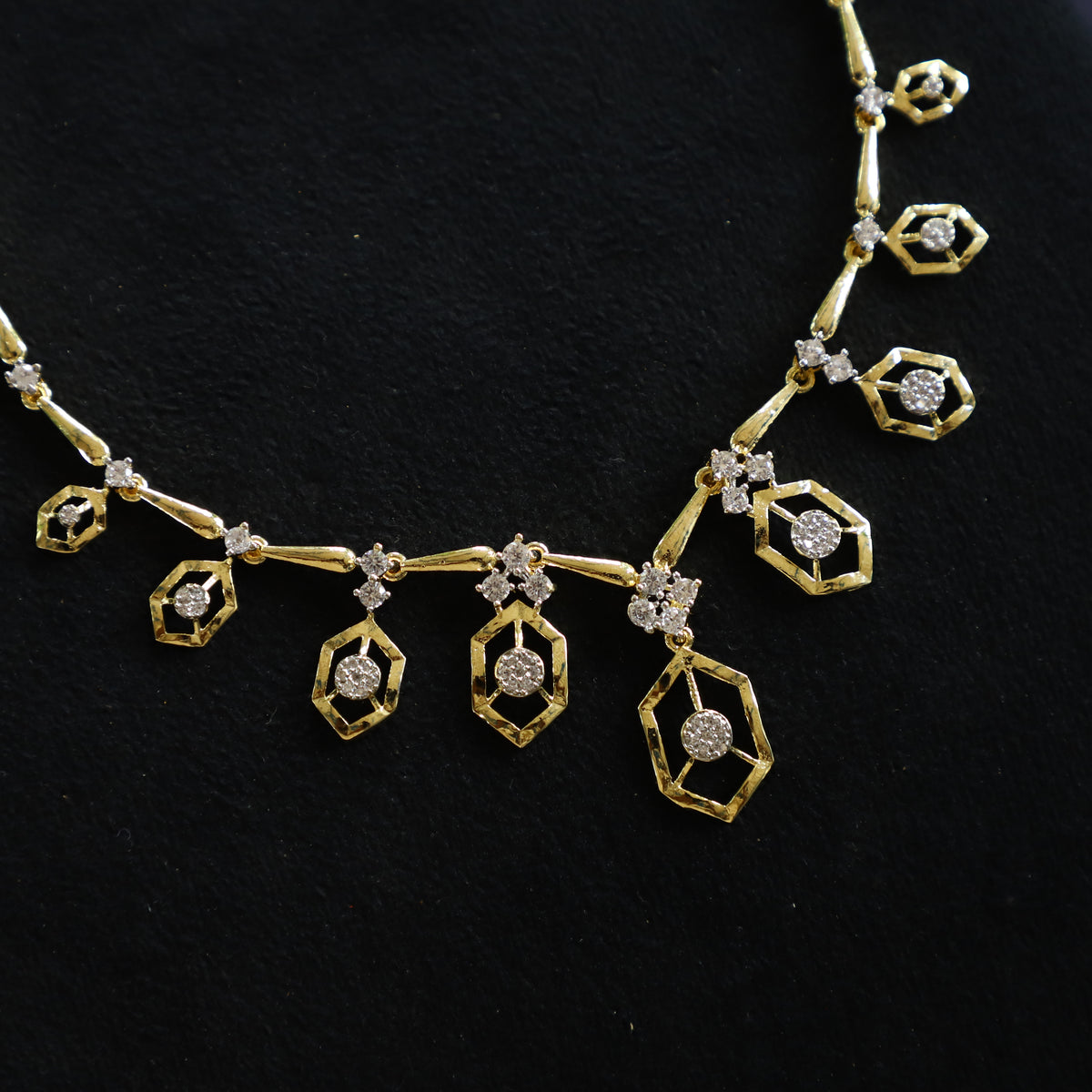 HARLAN NECKPIECE
