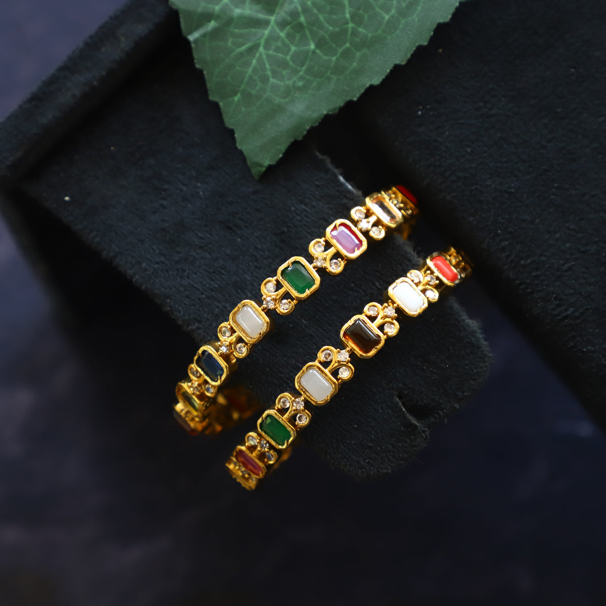 KAVI BANGLES
