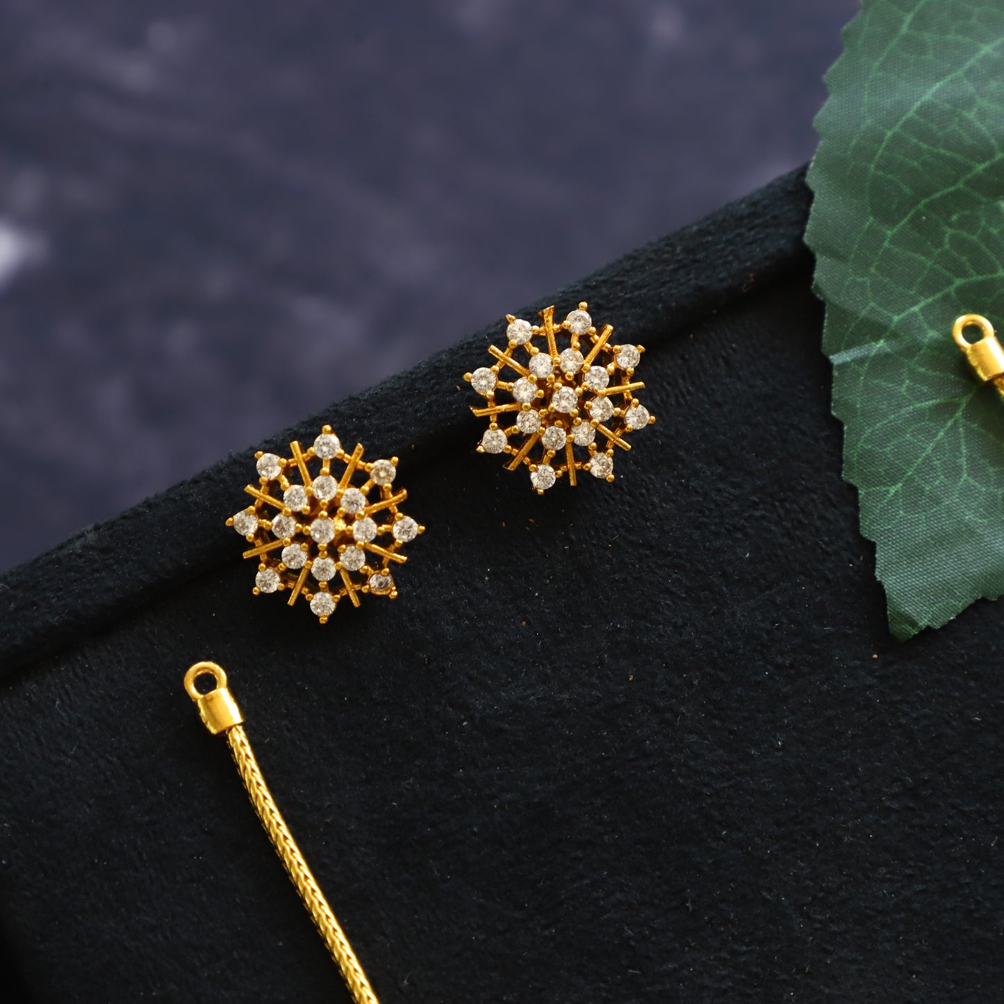 NAKSHA NECKPIECE