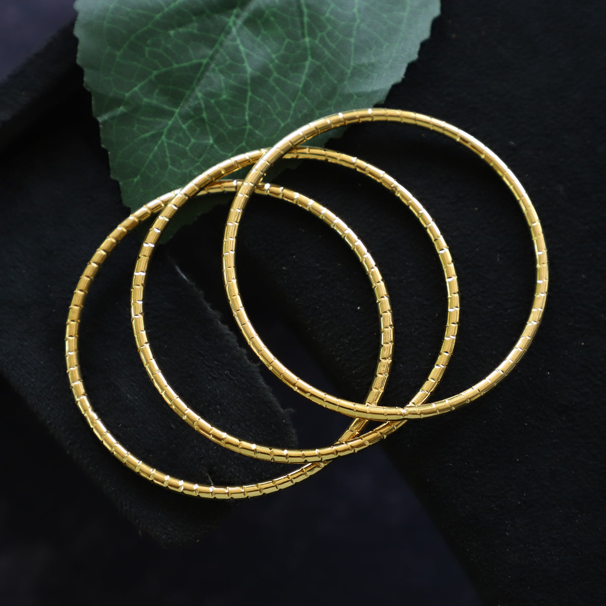MILO BANGLE
