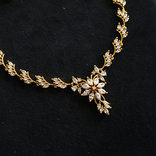JINX NECKPIECE