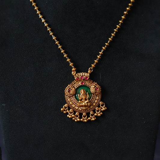 MOLLY NECKPIECE