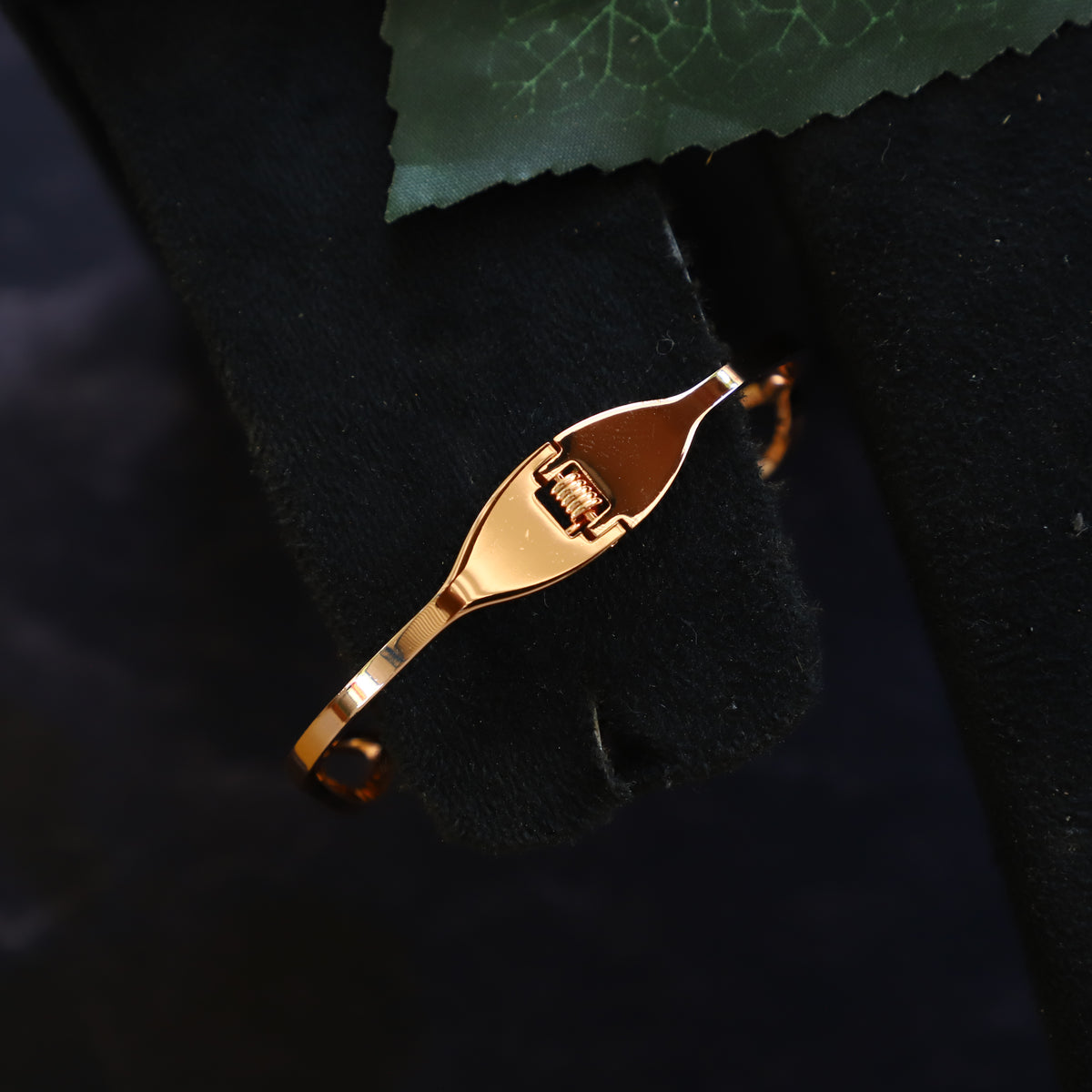 GALAH BRACELET