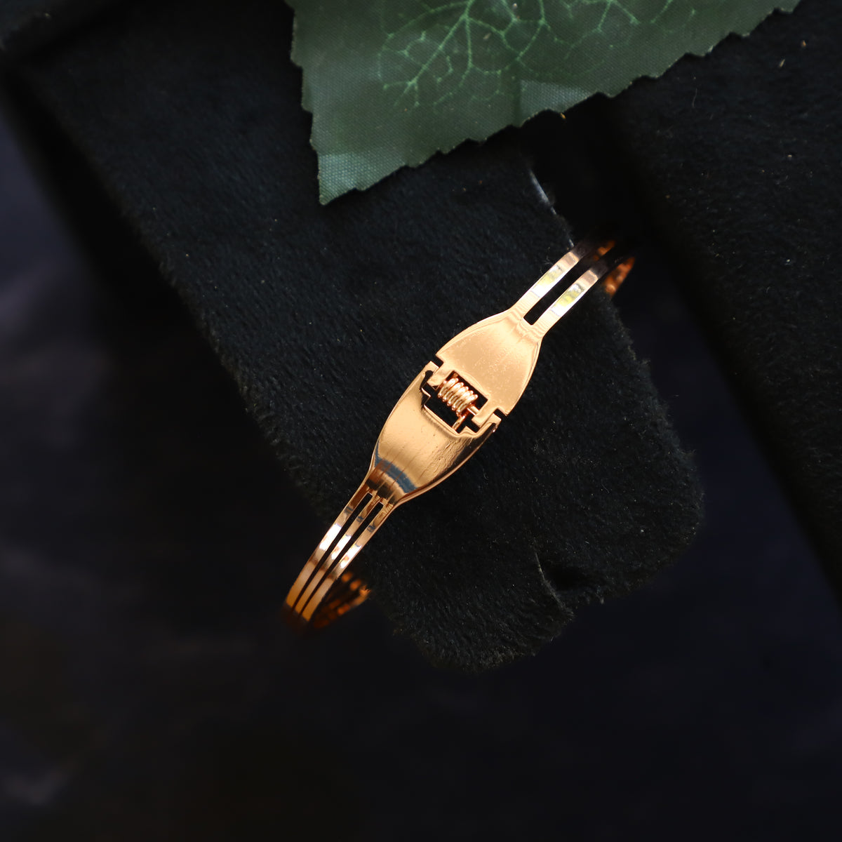 LUNA BRACELET