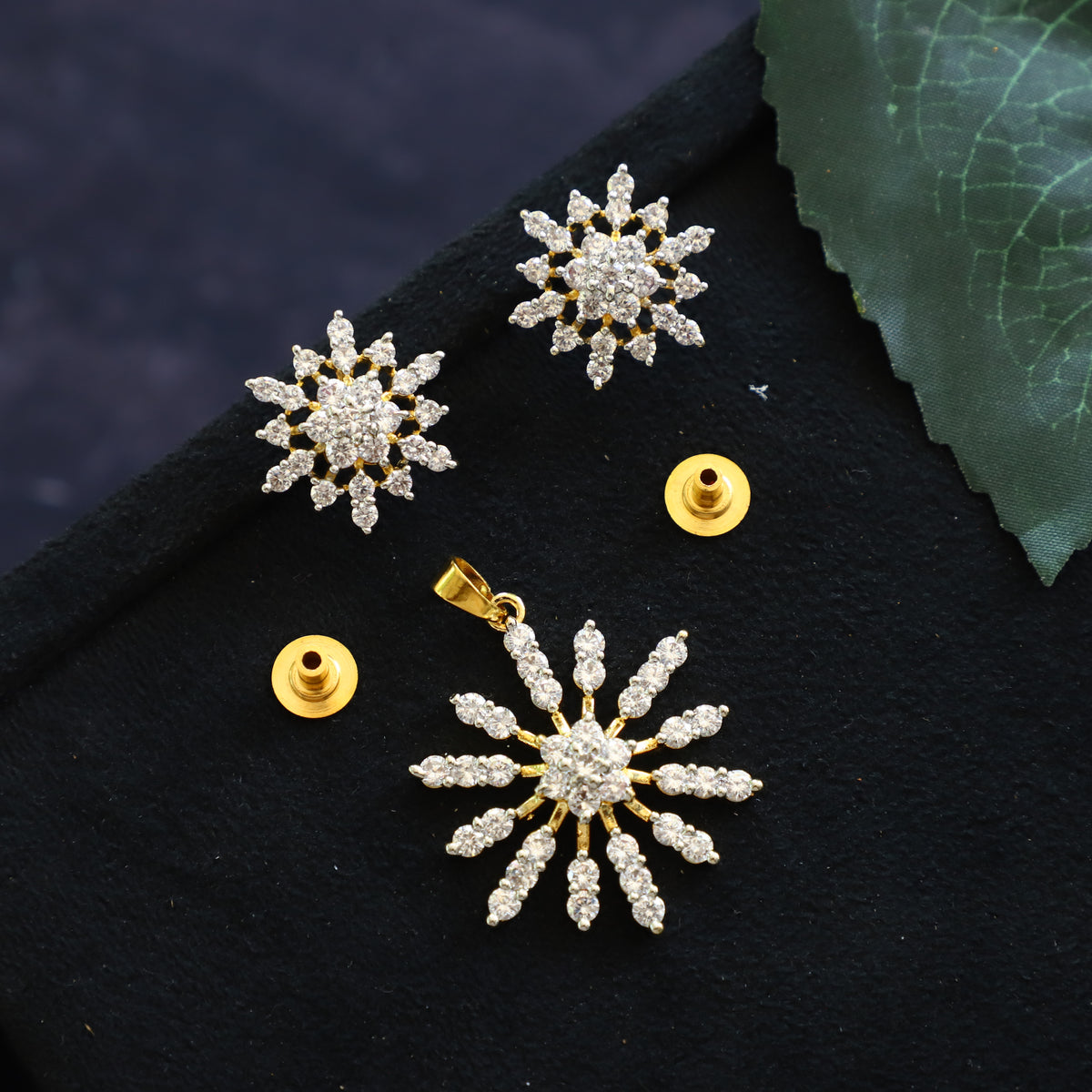 JANET PENDENT SET