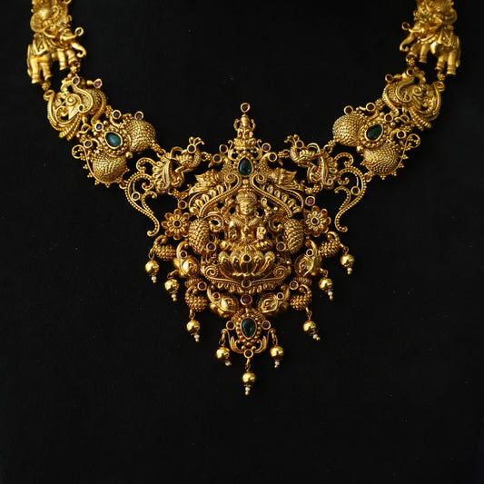 BHARGAVI NECKPIECE