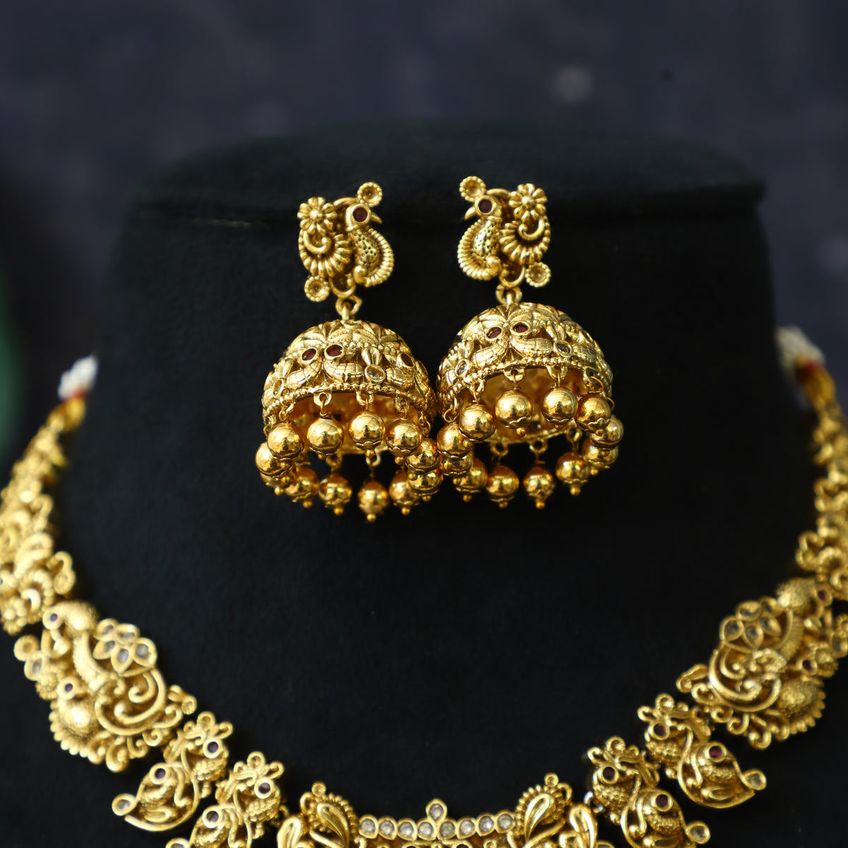 LAXI NECKCHAIN