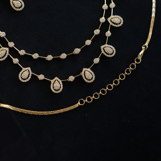 NAVYA NECKPIECE