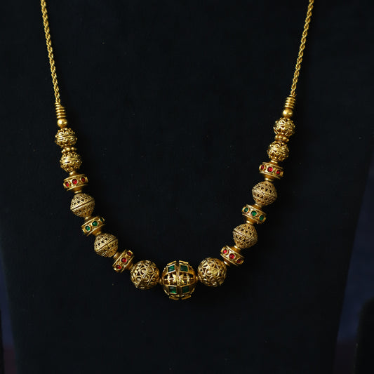 ZEUS NECKPIECE