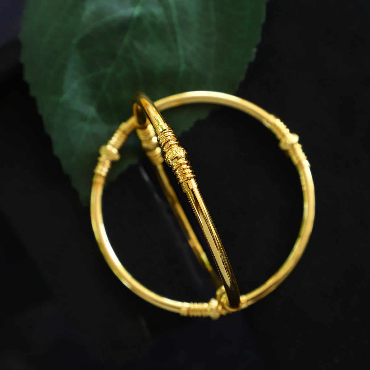 NAVIKA BANGLES