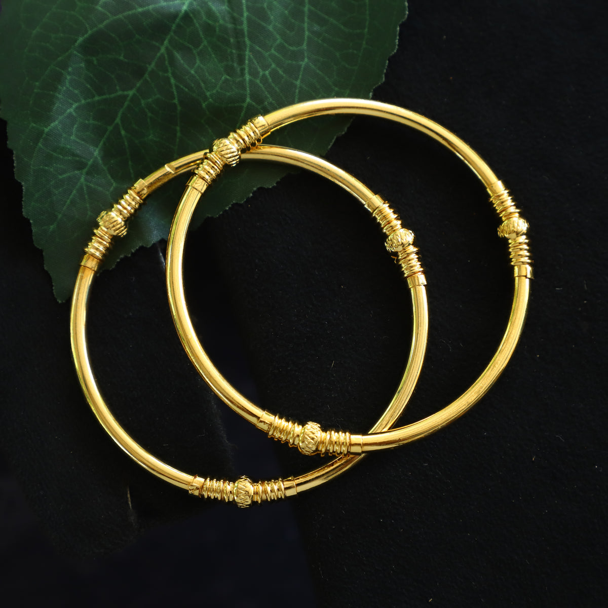 NAVIKA BANGLES