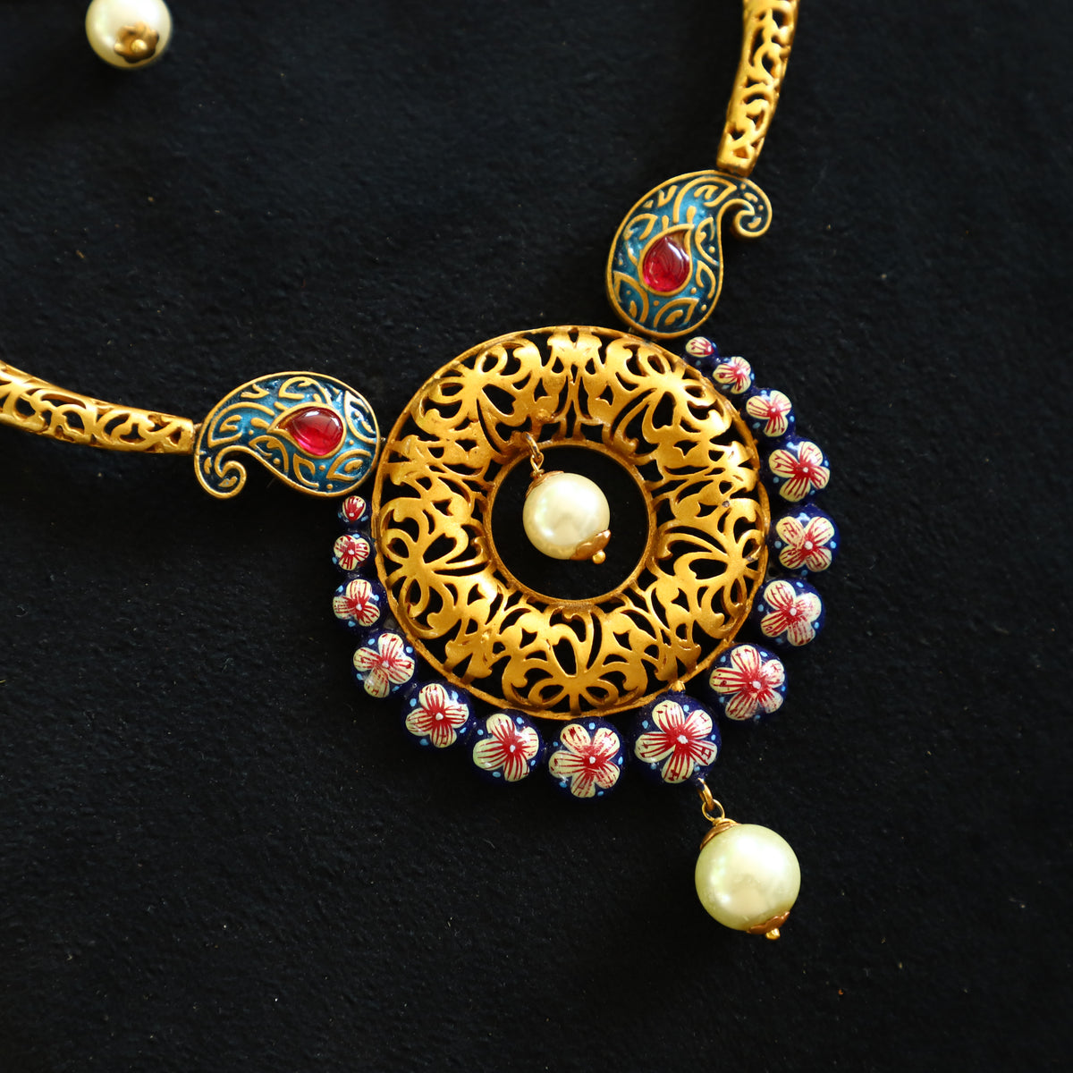 MEENAKARI NECKPIECE