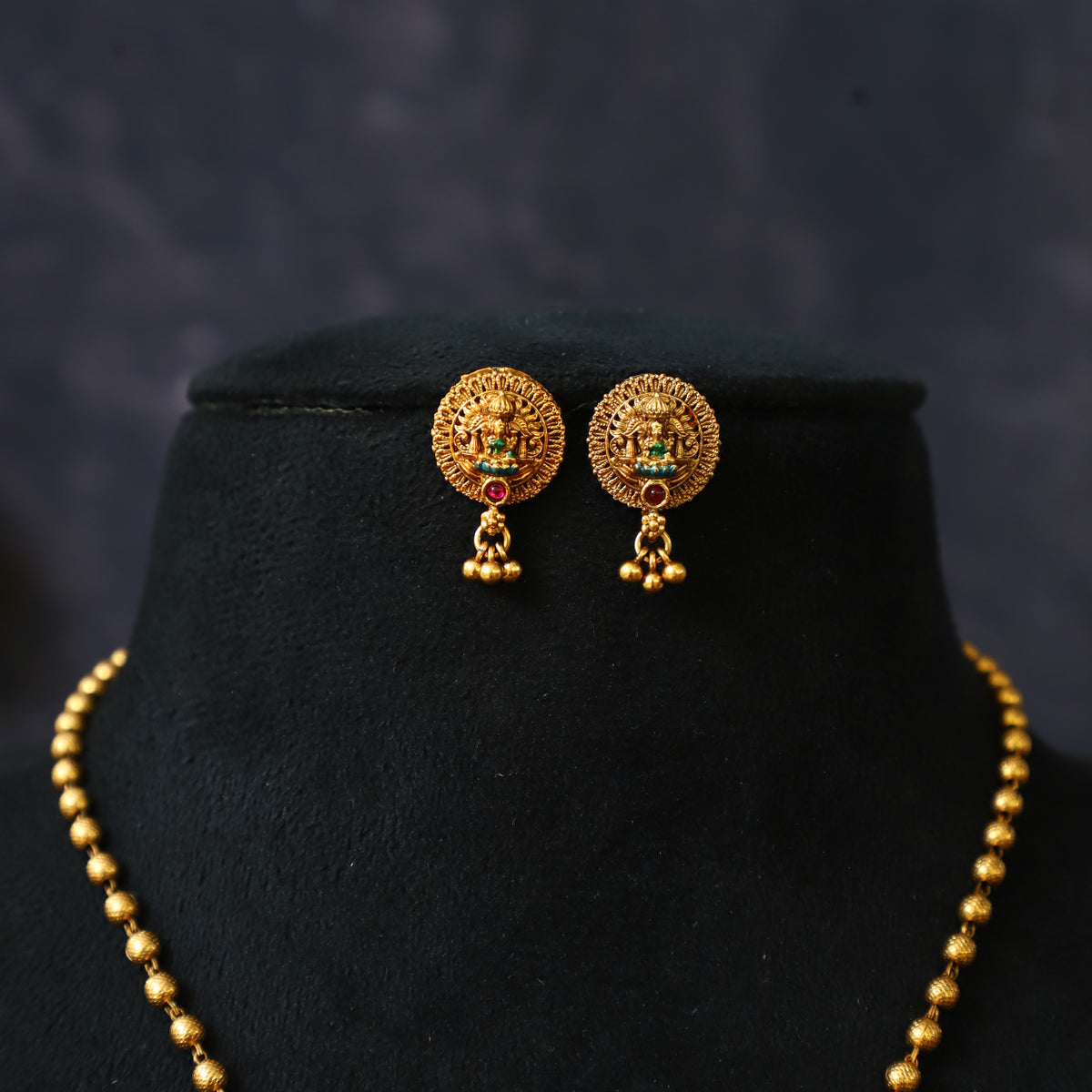 MIFFY NECKPIECE