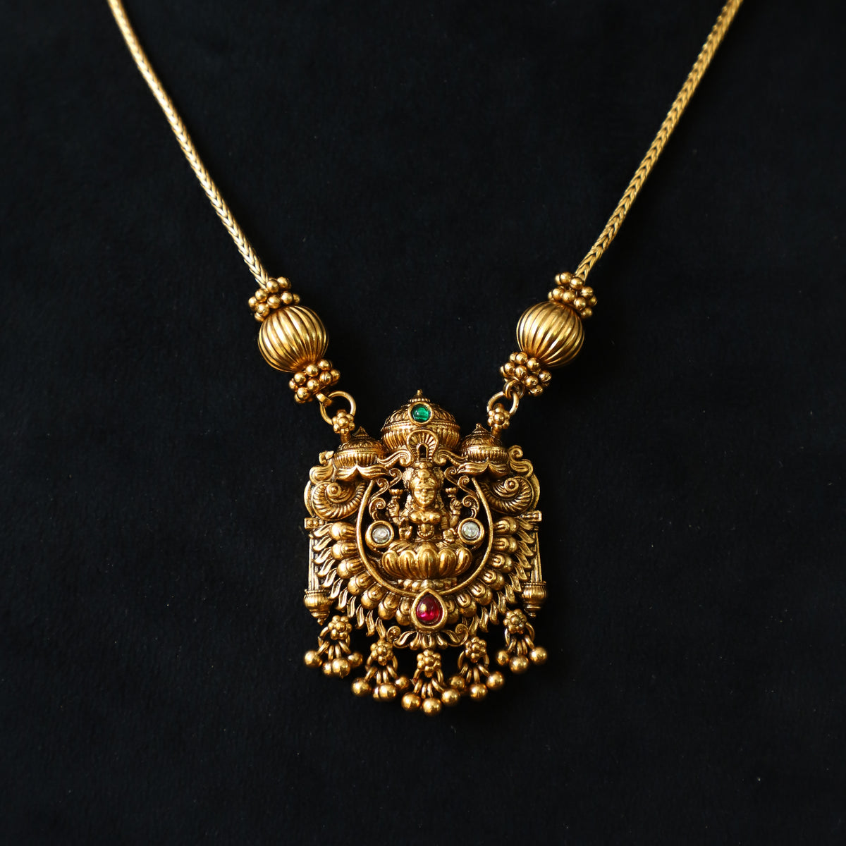 EZRA NECKPIECE
