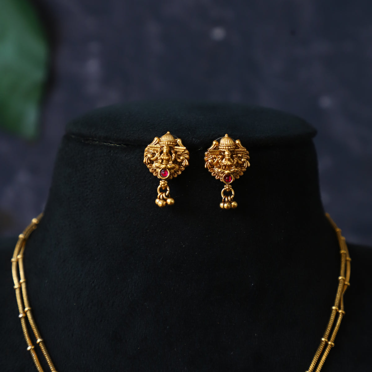 LANDA NECKPIECE