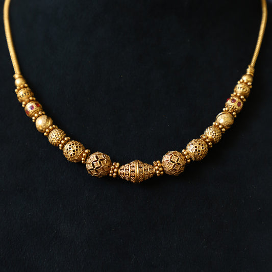ARIA BALL CHAIN
