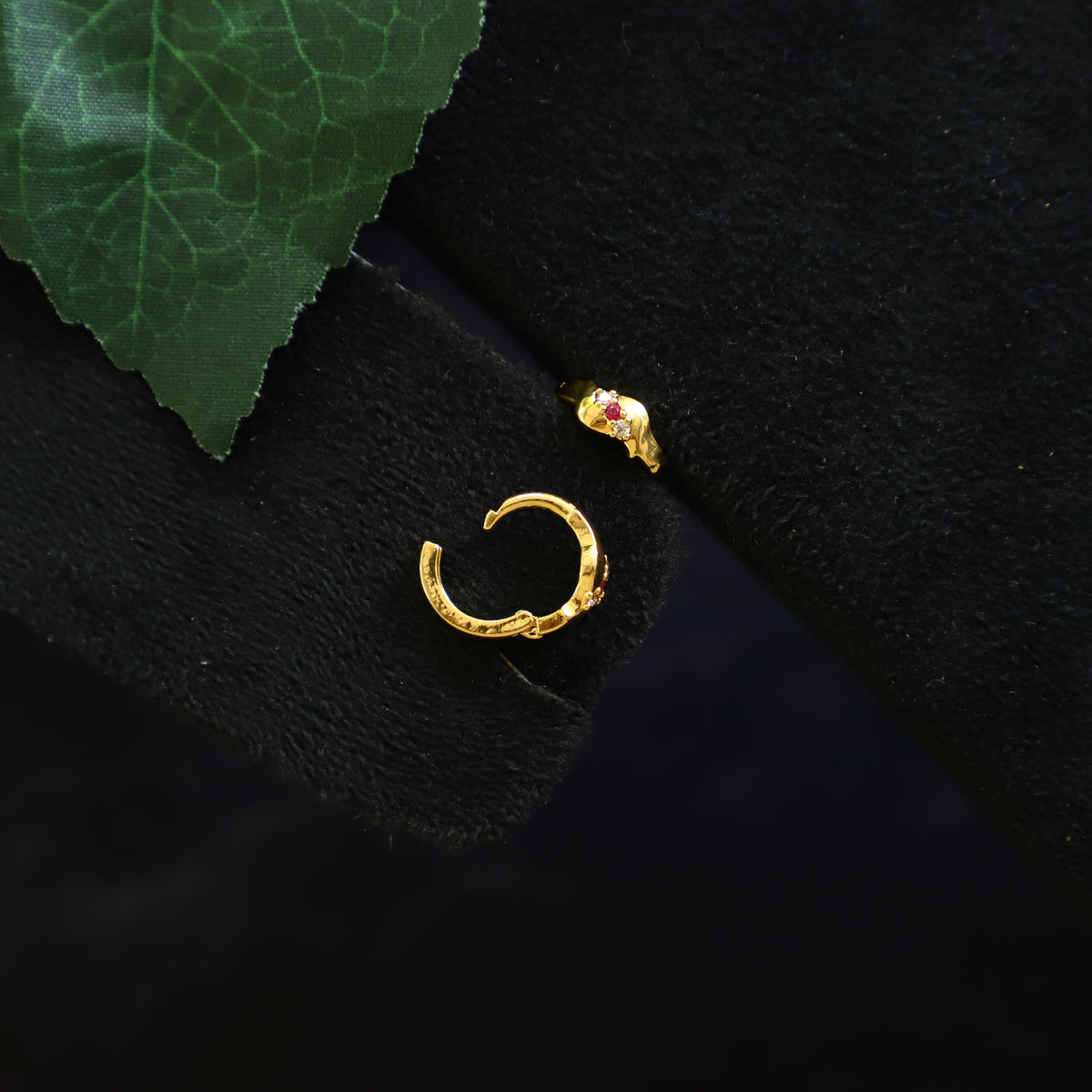 LOGAN EARRING