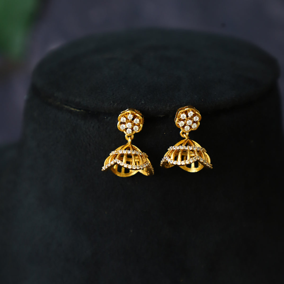 TYLER EARRING