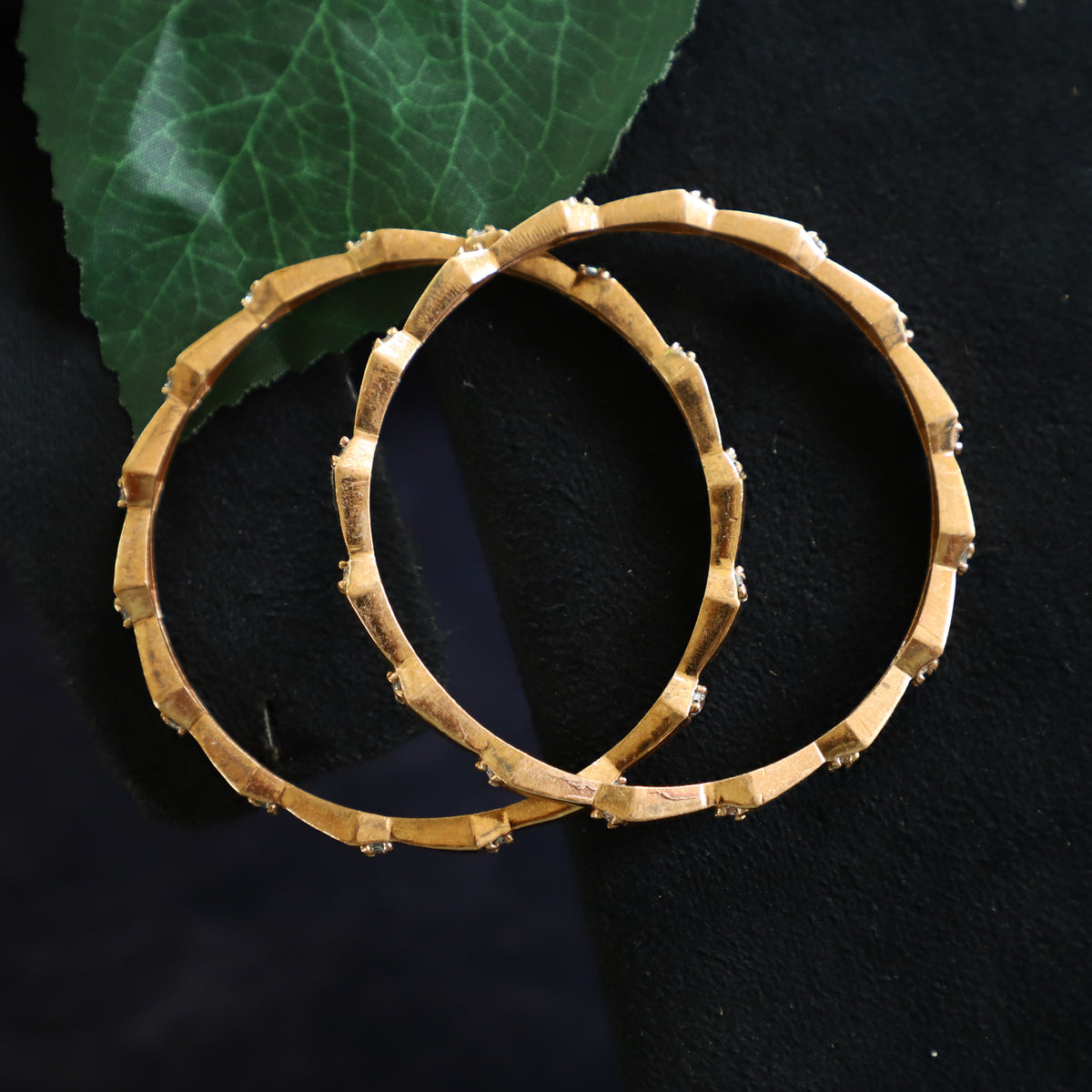 AERIE BANGLE