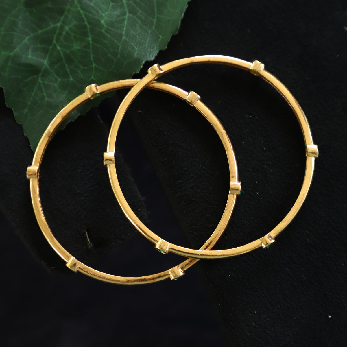 MARIANA BANGLE