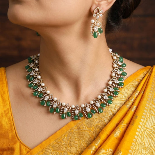 TRENDY VICTORIAN NECK PIECE
