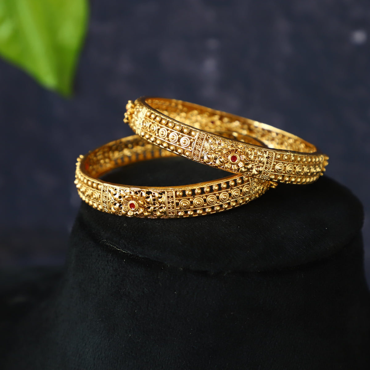 GLEAM BANGLES
