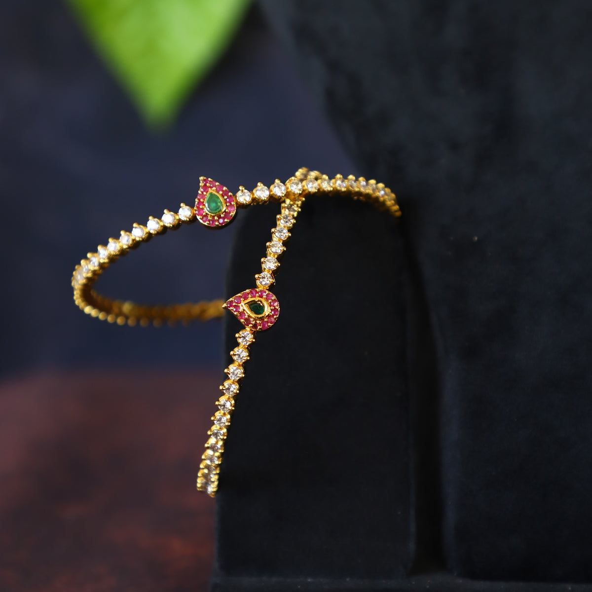 CAPELLA BANGLE