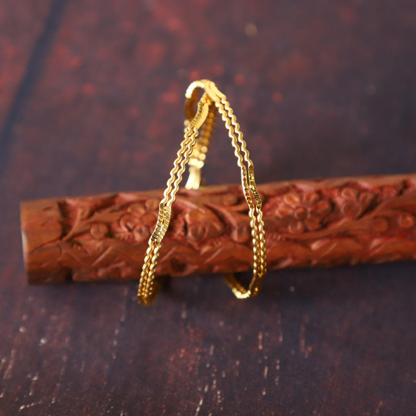 TINY ZIG ZAG BANGLES