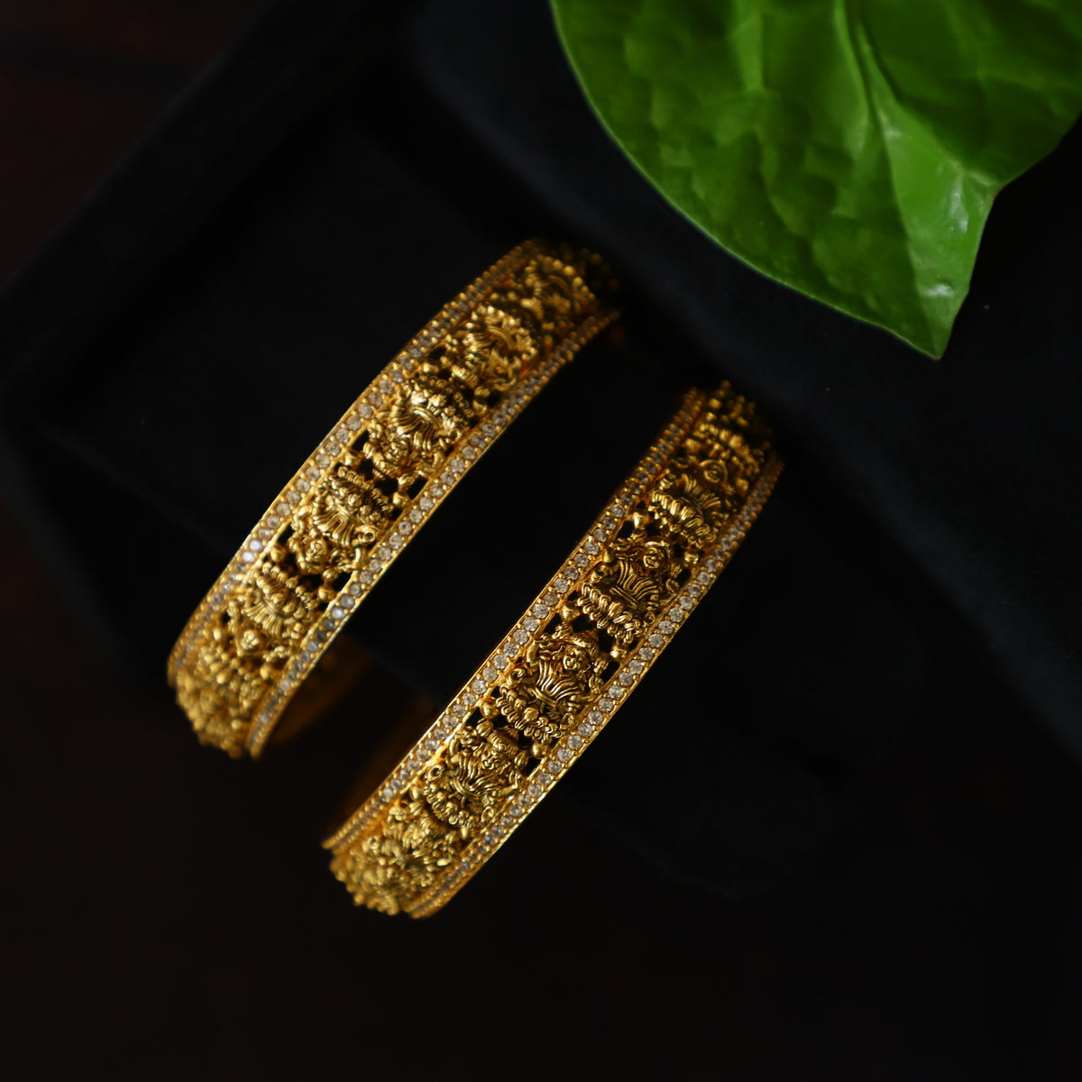 LAXI AD BANGLE